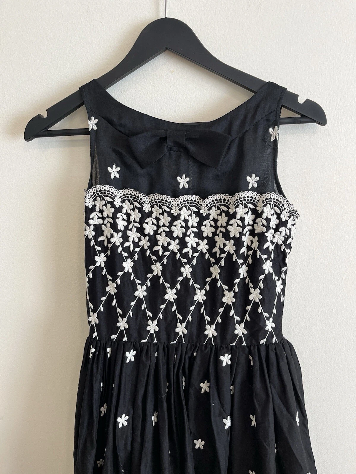 Abito midi RED VALENTINO 40 US S ricamato cravatta floreale nero bianco