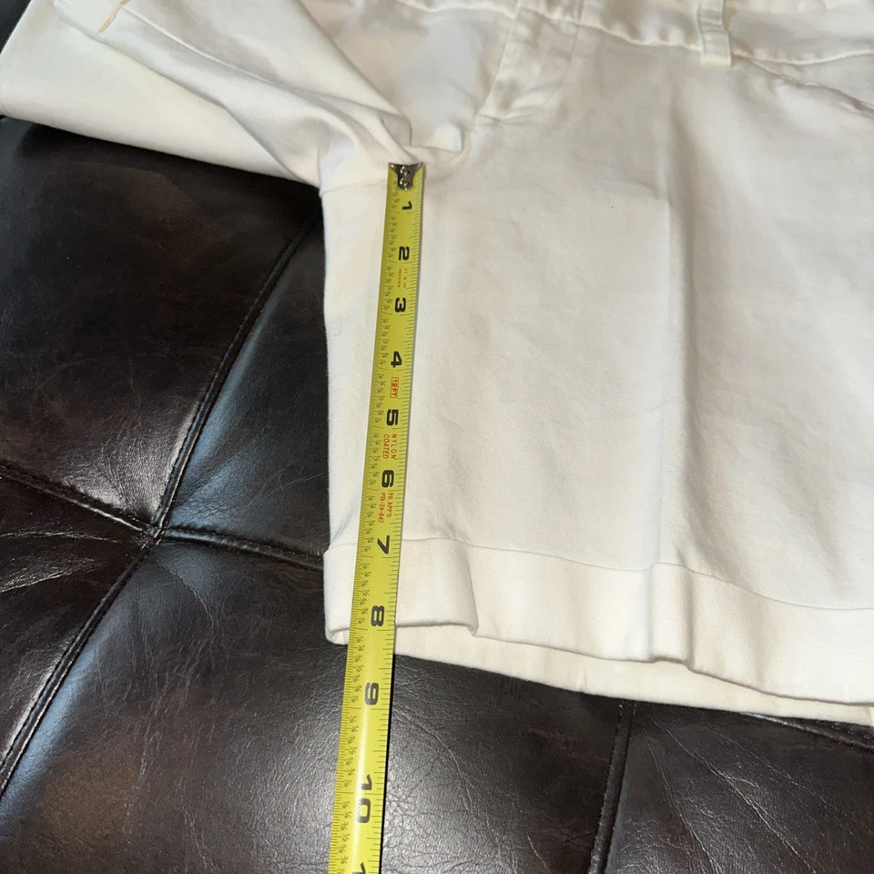 Shorts Alice + Olivia Feminino Tamanho 6 Algodão com Zíper Gancho e Olhos Algemados Branco - Imagem 4 de 4