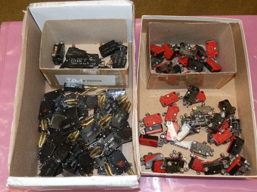 Lot of 100+ Used Micro Switches - Micro - Robertshaw - Arco -
