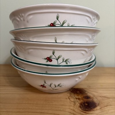 Set of 5 Pfaltzgraff Winterberry Bowls 6 inch Cereal Soup - Holiday Christmas