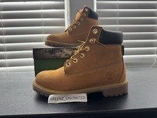 Timberland Junior s Nubuck 6 Inch Premium Waterproof Classic Boots Size 5 012909