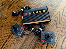 Atari Flashback 8 Console 105 Games 2 Wired C...
