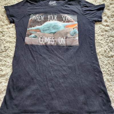 Star Wars, The Mandalorian: Grogu ''When Your Song Comes On'' T-Shirt, Size Girl M