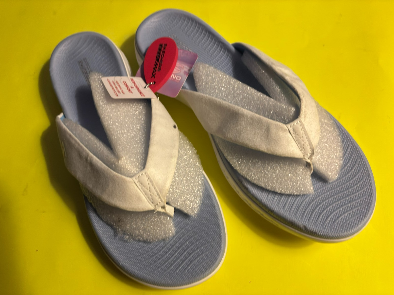 Skechers GoGa Max Thong Sandals Womens Size 11 Brand New