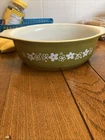Vintage PYREX  1.5 Qt SPRING BLOSSOM Oval Casserole Dish-Crazy Daisy