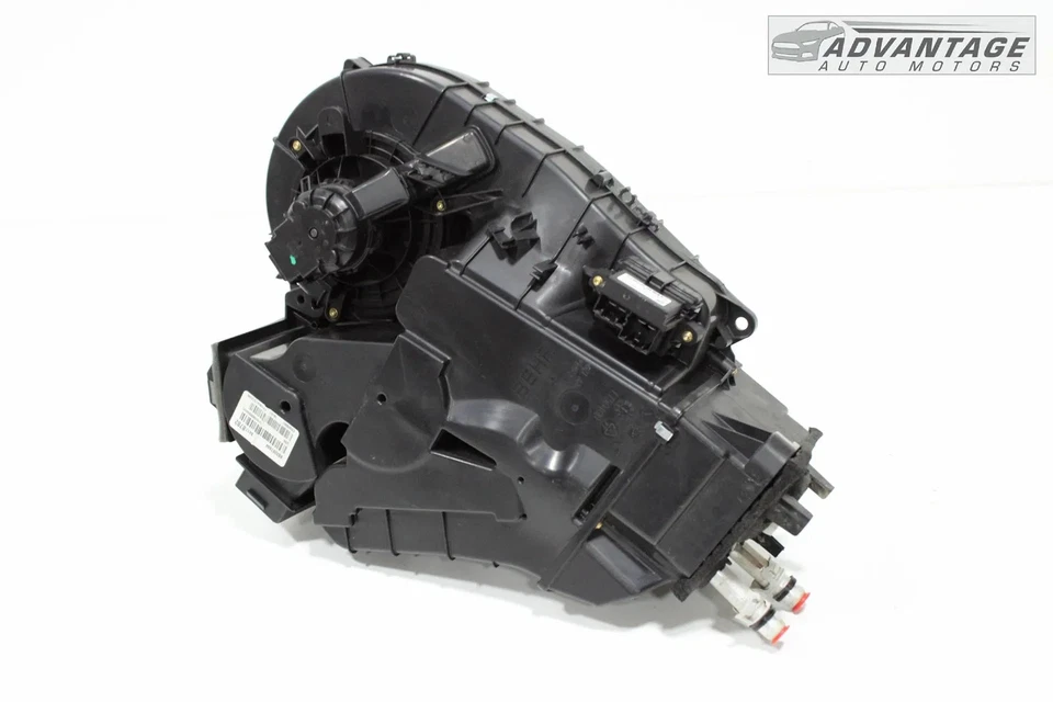 Chevy Traverse 2018-2023 trasero aire acondicionado climatización núcleo soplador carcasa del motor OEM Foto 2 de 4