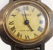 Timex Women Ladies 25mm GoldTone WaterResistant Watch w/Stretch USABand-ForParts
