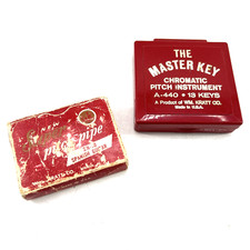 Master Key Chromatic Pitch Instrument 13 Keys A-440 And Kratt Pitch Pipe SN-10