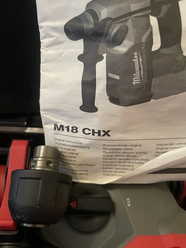 Milwaukee M18 Fuel CHX-502X With Fix Tec Chuck and Case - Picture 2 of 3