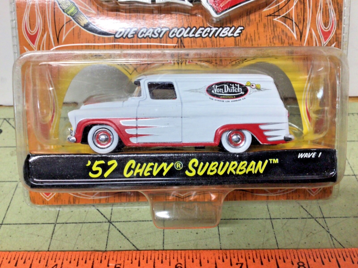 Jada Toys（ジェイダトイズ）製の**Von Dutch Garage（ヴォン・ダッチ ガレージ）1957 シボレー・サバーバン（Chevy Suburban） Jada Von Dutch Garage white '57 Chevy Suburban | eBay
