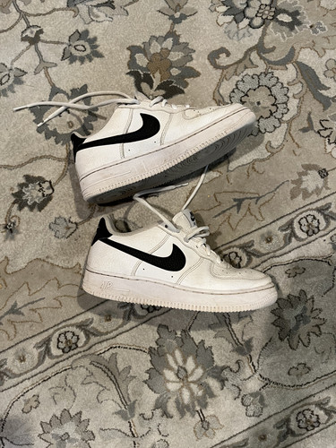 Nike Kids Grade School Air Force 1 Shoes, Size 5