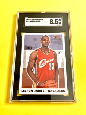 ?2003 FLEER TRADITION LEBRON JAMES ROOKIE RC #261 SGC 8.5 CLEAN 