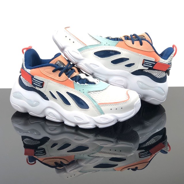 nike butterfly running shoes