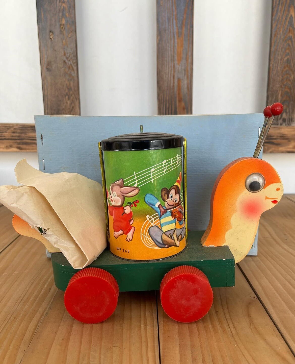 Vintage Wooden Snail Toy WP-349 Rare Antique Chinese Collectible