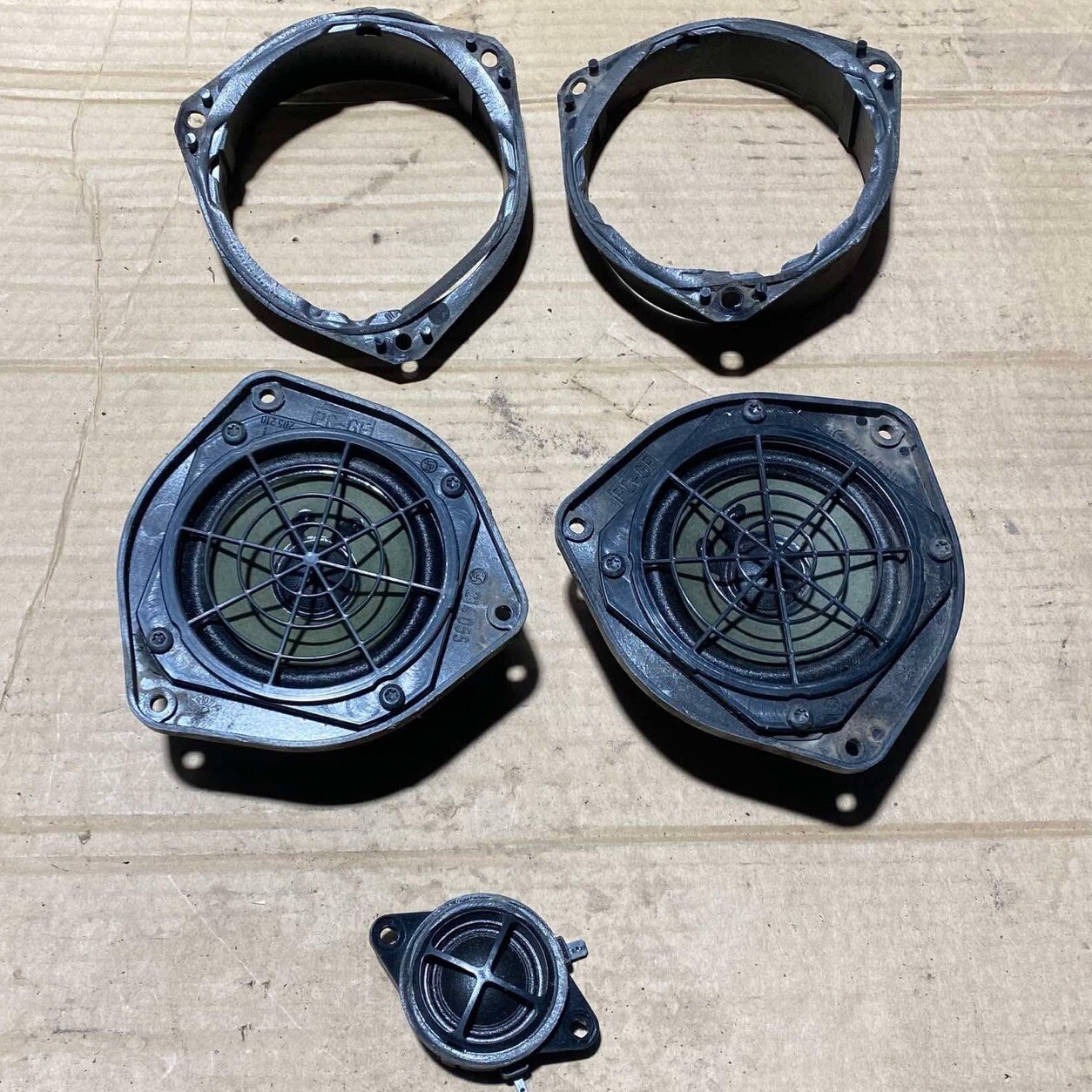 Audi A8 D2 Quattro Interior Speaker Set BOSE 4A0035399