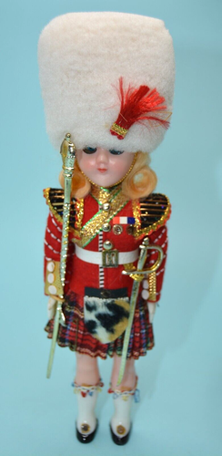 PAIR vtg Scottish Souvenir 8” Celluloid dolls Plaid Kilt Sleepy Eyes - Picture 2 of 4