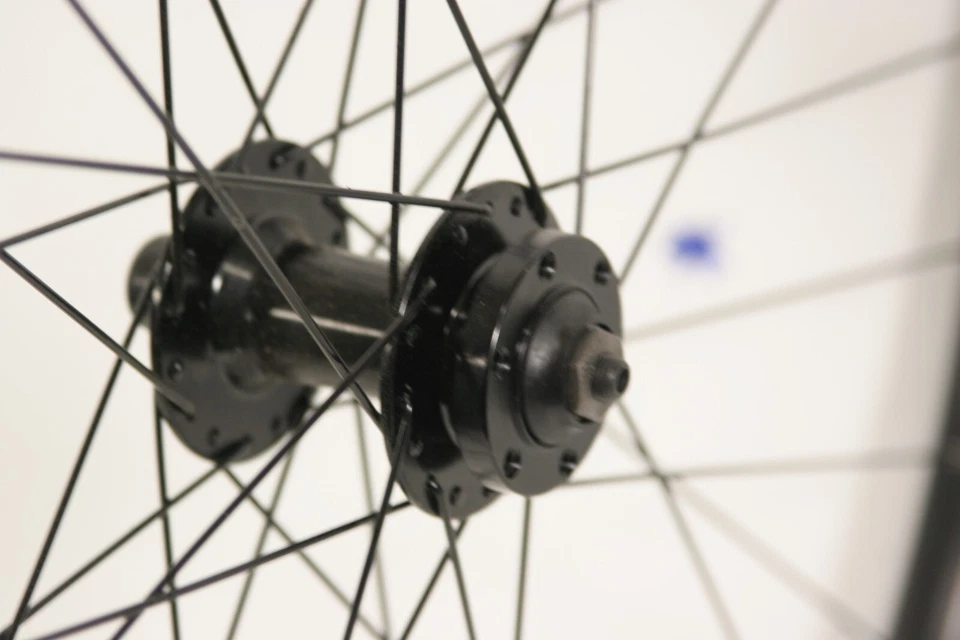 Oval Vera Terra 700c DPD16 Disc Front Wheel 6 Bolt 100x10mm QR 32h No Labels F81 - Image 3 of 4