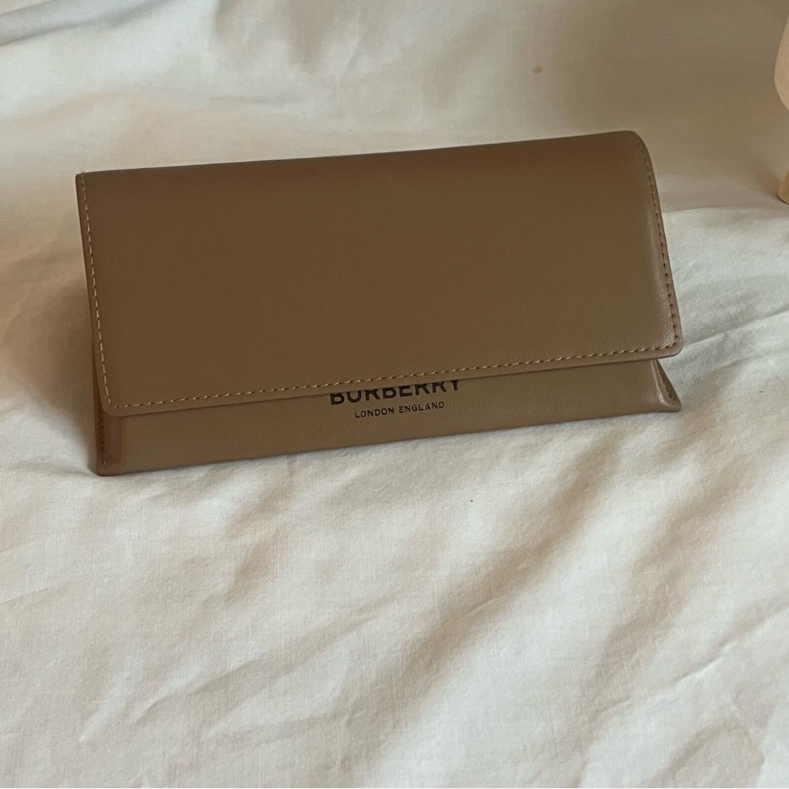 BURBERRY Sunglass Case Excellent Condition