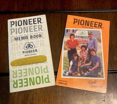 Vintage 1968 & 1984 Pioneer Hybrid Seed Corn Co. Crop Memo Pocket Book 
