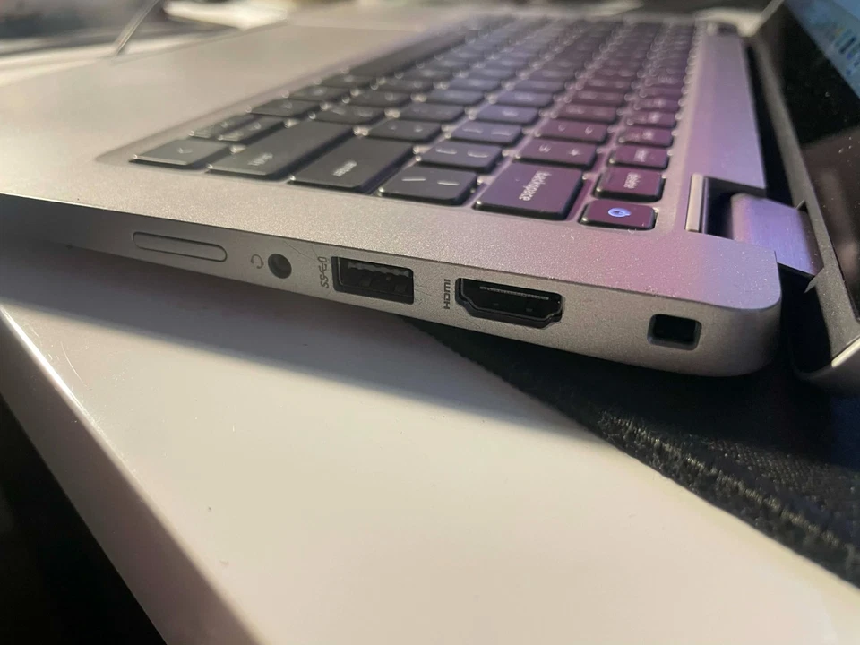 Dell Latitude 5320 11th Gen i7, 16GB RAM, 256GB SSD Touch/Flip, Win 11 Pro - image 3 of 4