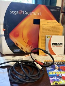 SEGA Dreamcast Console NTSC-U/C White w/ Controller, Cables, Box & Manuals
