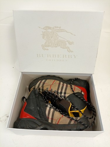 Burberry Children's Boots - Check Pattern - Size UK 1 With Original Box Preowned - Picture 2 of 10