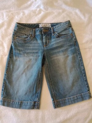 Vtg Tommy Hilfiger Denim Bermuda Shorts Women Size Waist 29, Inseam 12,  Rise
