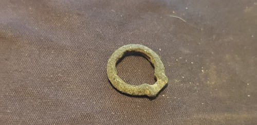 Superb very rare tiny Roman bronze buckle. Please Read Description. L25f