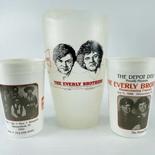 THE EVERLY BROTHERS 1986 7UP CUPS Budweiser Pitcher Depot Deli Shenandoah IA VTG