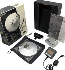SONY D-NE920 Portable CD Walkman player MP3 Equalizer Compact Silver