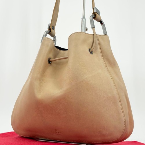 Vintage Gucci Tom Ford Era Drawstring Shoulder Bag Beige Leather