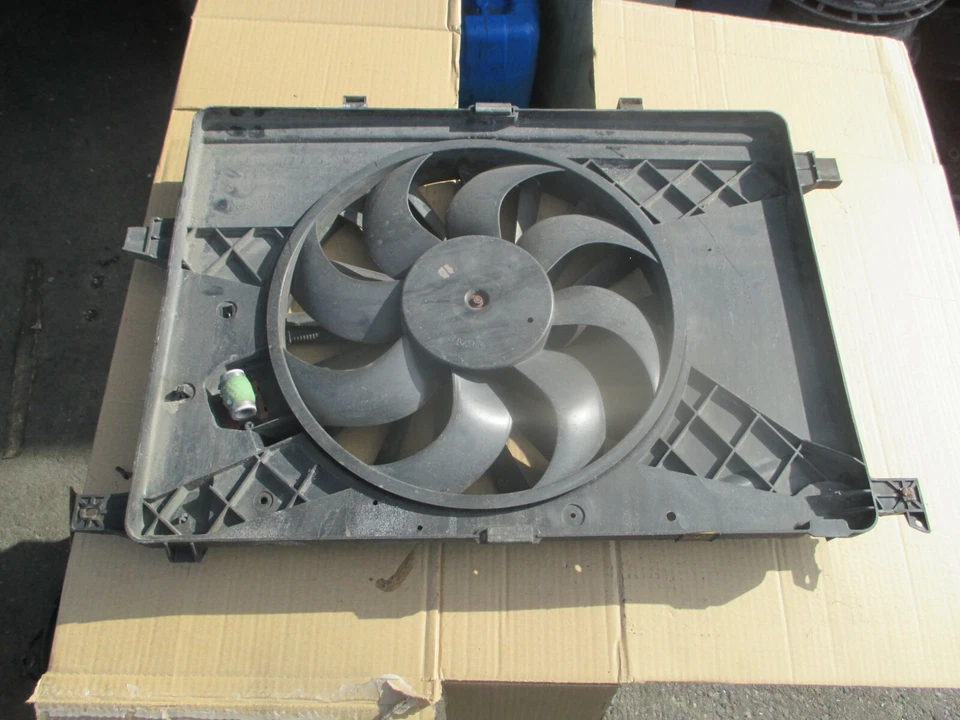 ALFA ROMEO 159 2007 RADIADOR REFRIGERACIÓN VENTILADOR MOTOR VP4FLH-8600-AB Foto 3 de 4