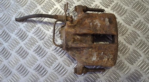 Volkswagen Passat 2000 Disc-Brake Caliper front right side USED, G #265658-59
