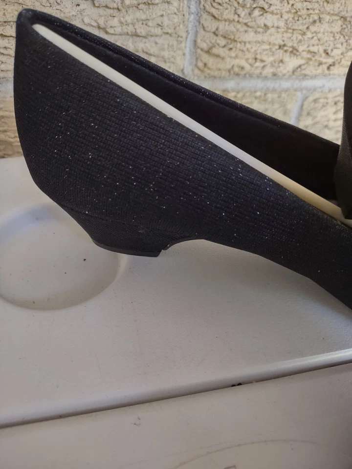 Tela Cósmica Negra Estilo Suave Por Angel II 9.5ew Nos Tacón Bajo Ancho Brillante Foto 3 de 4