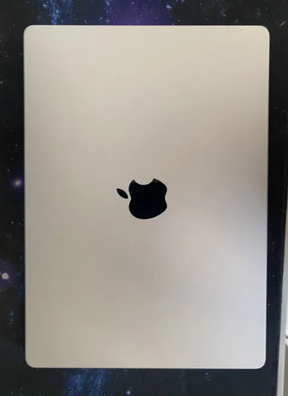Apple MacBook Pro Retina 14