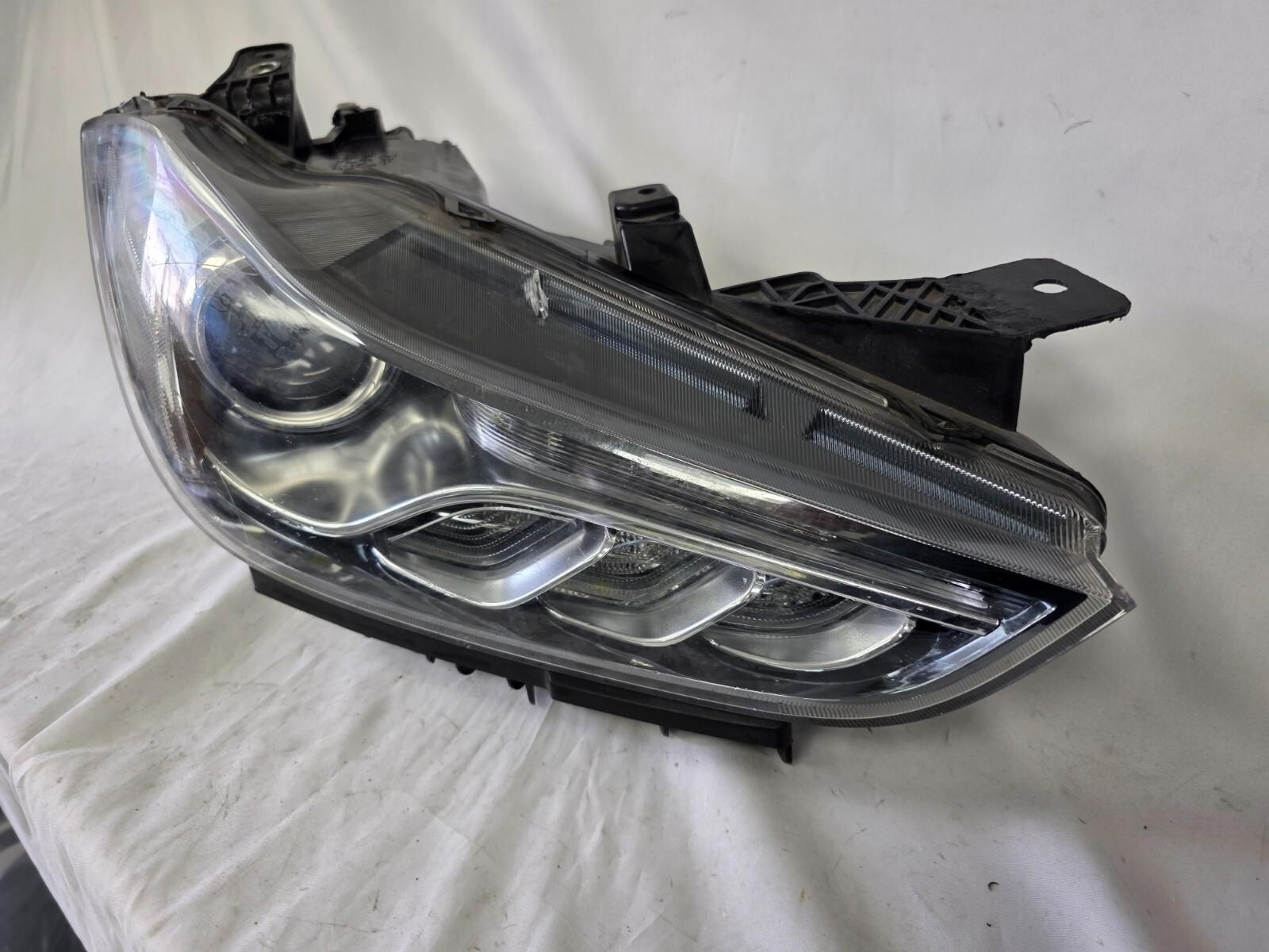 Maserati Ghibli 2014-2017 Right Headlight P/N 670004658