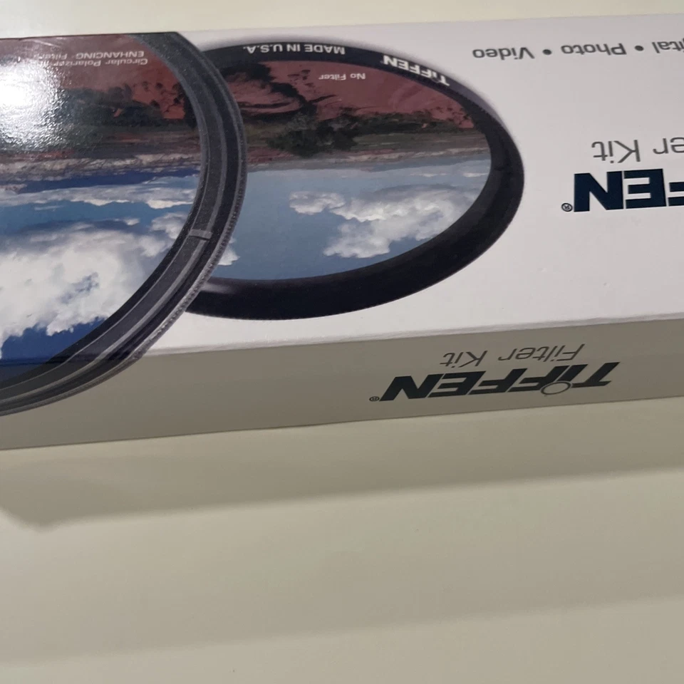 Tiffen 67mm Digital Essentials Filter Kit 67DIGEK3 - Image 3 of 4