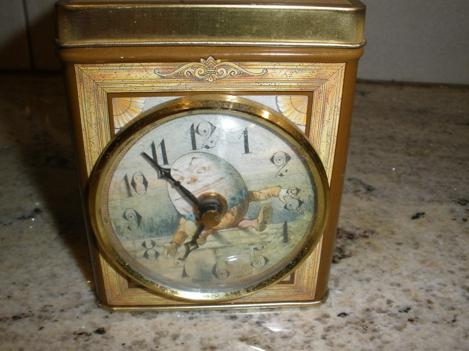 Of London Humpty Dumpty Clock Tin Works Hinged (su162)