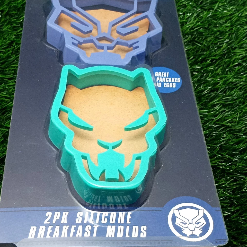 Black Panther Silicone Breakfast Wakanda Forever Panther Molds Marvel New 2Pk - Image 4 of 4