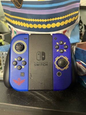 Legend Of Zelda Joycons For Nintendo Switch Used Has A Few Scuffs And Scratches.