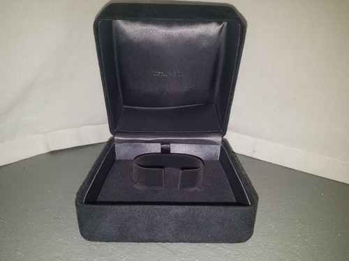 Tiffany \u0026 Co Bracelet Box Presentation 
