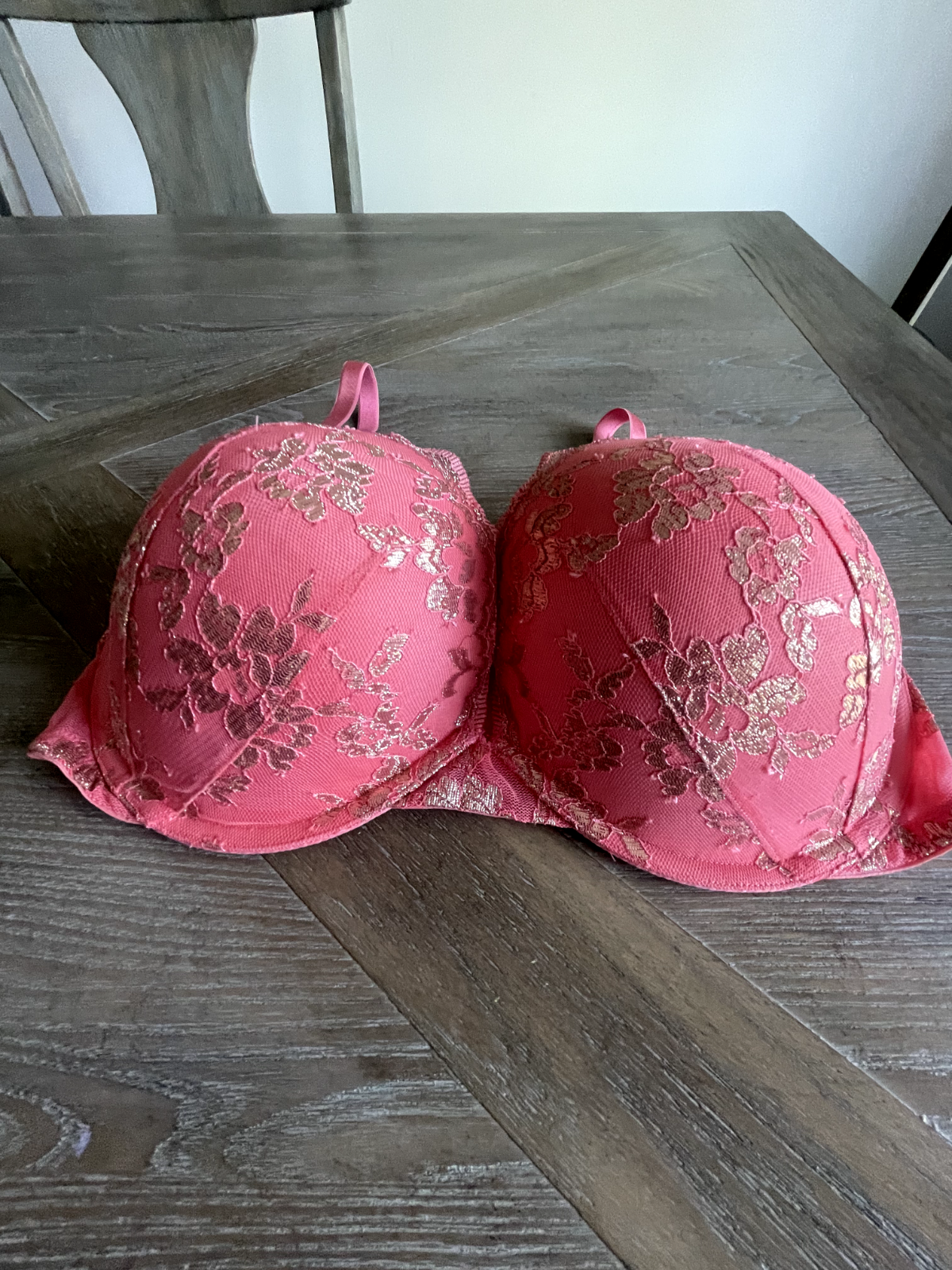 Picture 9 of 24