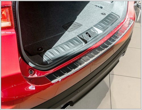 Chrome Rear Bumper Scratch Protector GLOSSY For JAGUAR F-PACE 2016 ONWARDS - Picture 2 of 9