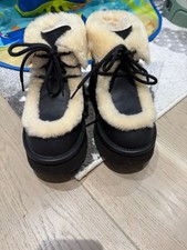 UGG Classic Esmee Women's Leather Ankle Boots Black Size UK 6 EU 39 US 8 Used