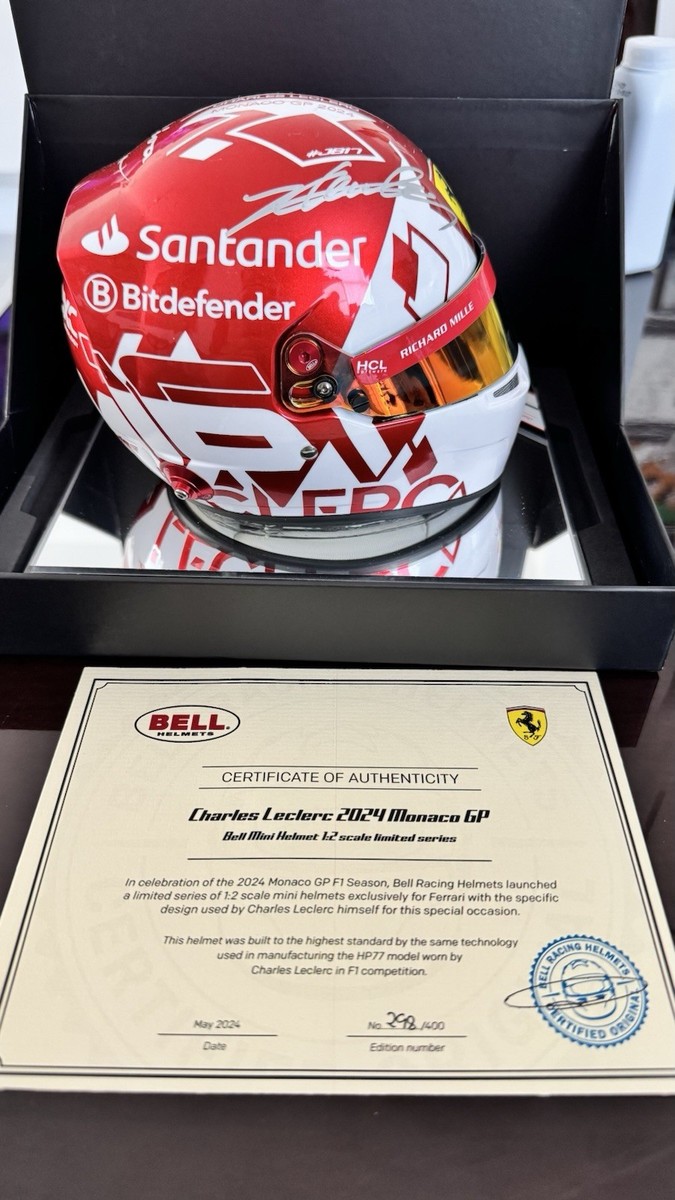 F1 Alfa Romeo Charles Leclerc サイン入り1/2 F1 Alfa Romeo