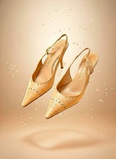 Escarpins chaton vintage Chanel CC logo beige cuir lézard. IT37/UK4