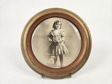 Antiguo Columbia Medallion Studios 6" Celuloide Botón Foto Niña Niño Enmarcado