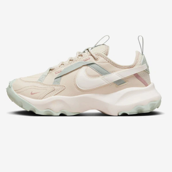Nike Women s TC 7900 Shoes Cream DD9682 102 Expeditedship eBay