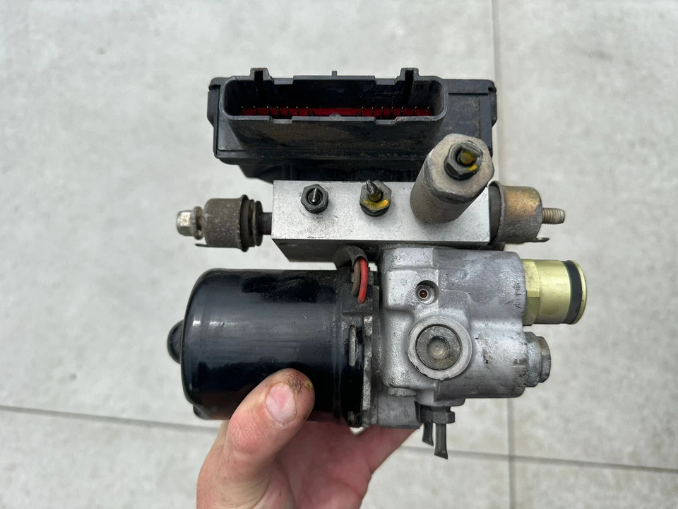 1995 1996 1997 Jaguar XJ6 XJ12 ABS pump Control Module anti lock brake LNA2210AA - Image 4 of 4