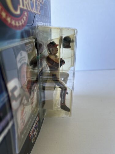 Dale Earnhardt Sr Figurine Winners Circle 1998 Starting Lineup - 第 3/3 張圖片